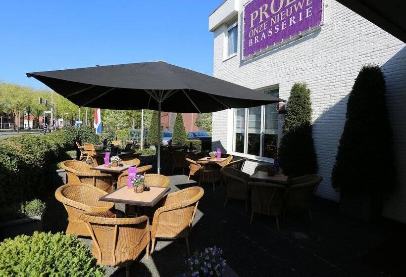 Hotel De Postelse Hoeve