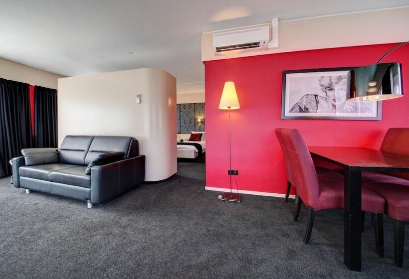 Hotel De Postelse Hoeve