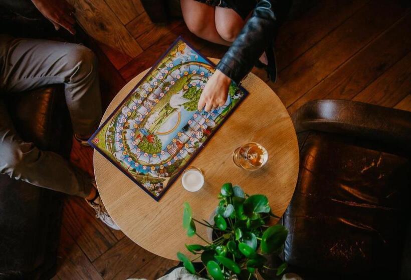 فندق De Zeeuwse Stromen