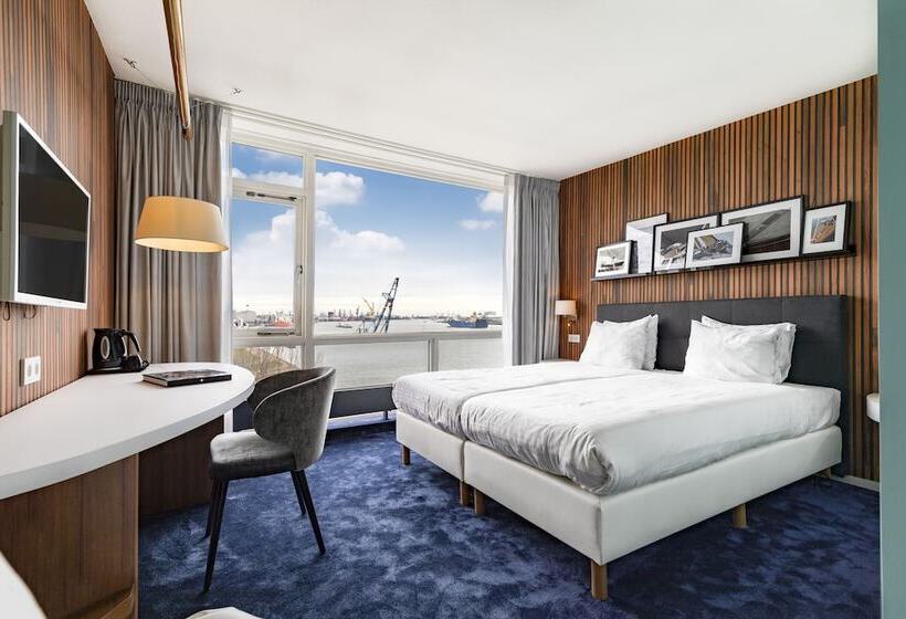 בית מלון כפרי Delta