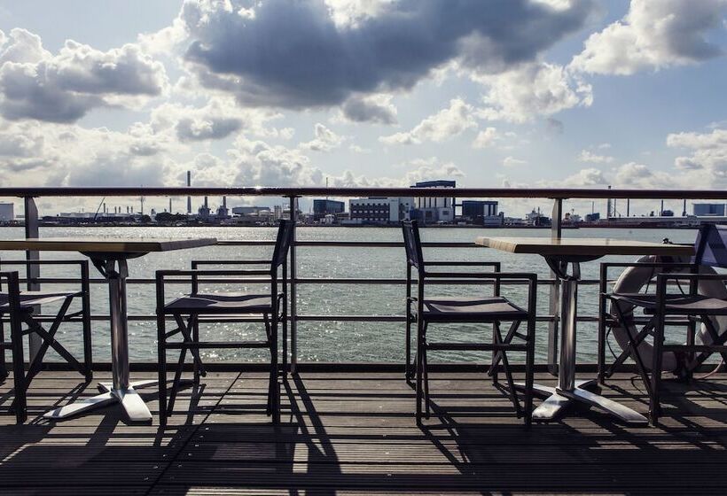 בית מלון כפרי Delta