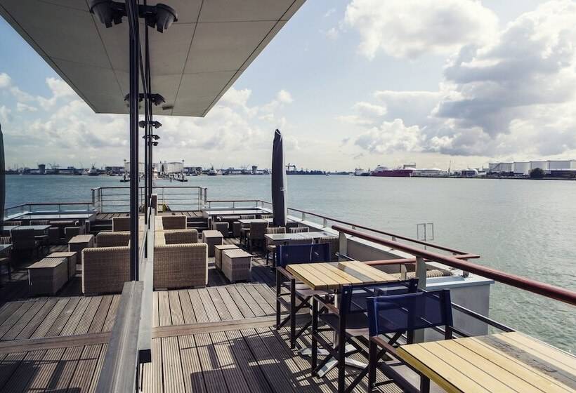 בית מלון כפרי Delta