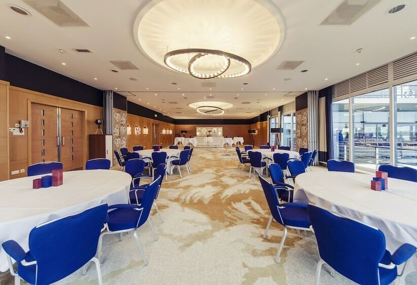 בית מלון כפרי Delta