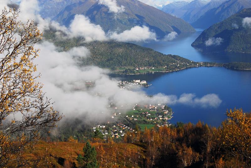 בית מלון כפרי Dragsvik Fjord