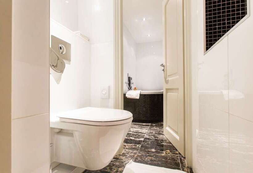 Golden Tulip Hotel Central