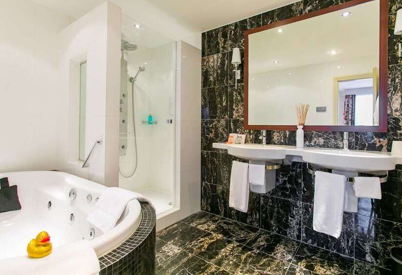 Golden Tulip Hotel Central