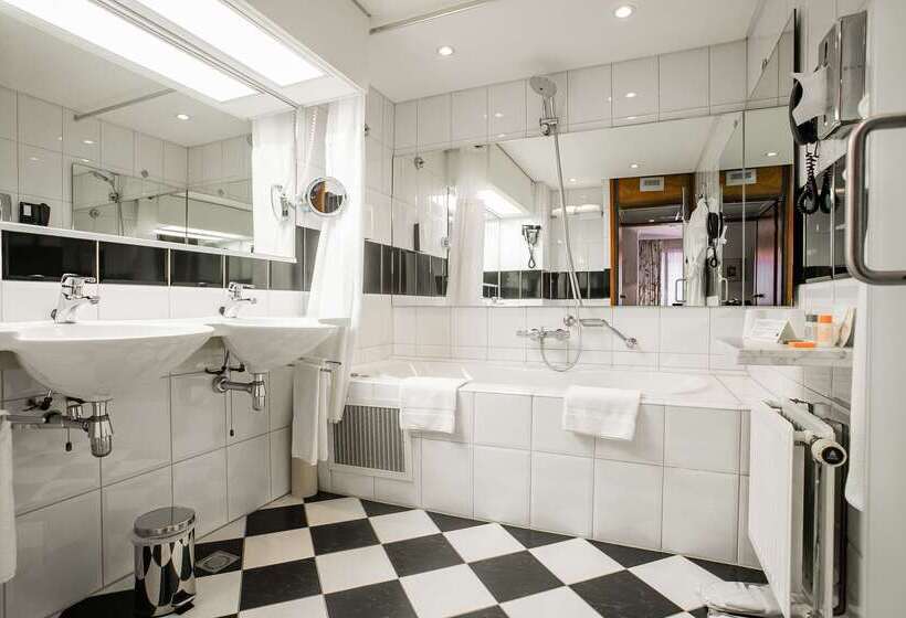 Golden Tulip Hotel Central