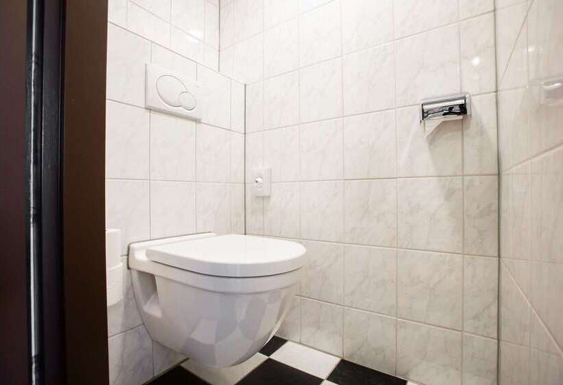 Golden Tulip Hotel Central