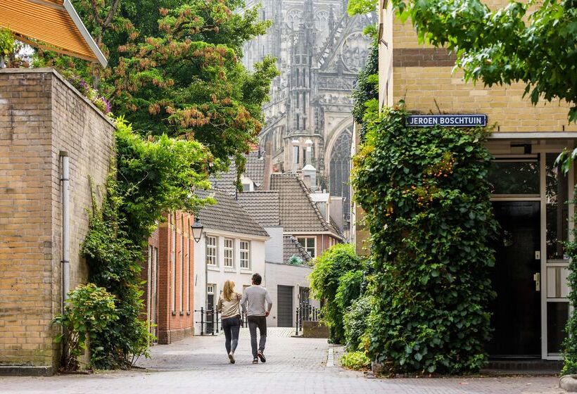 Golden Tulip Hotel Central