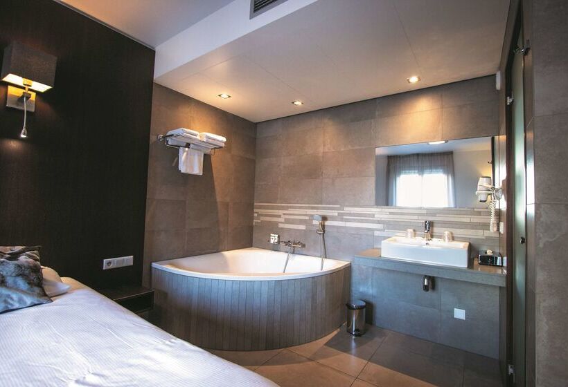 هتل Golden Tulip West Ende