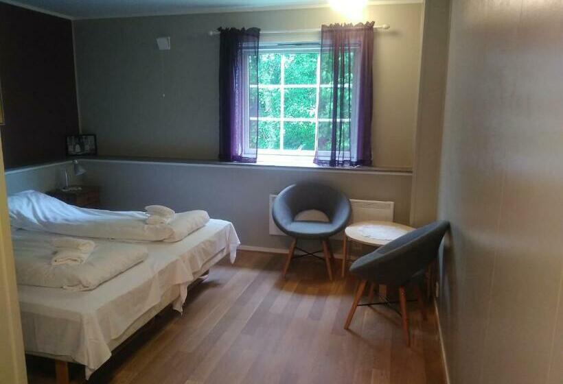 בית מלון כפרי Grong Gård Guesthouse