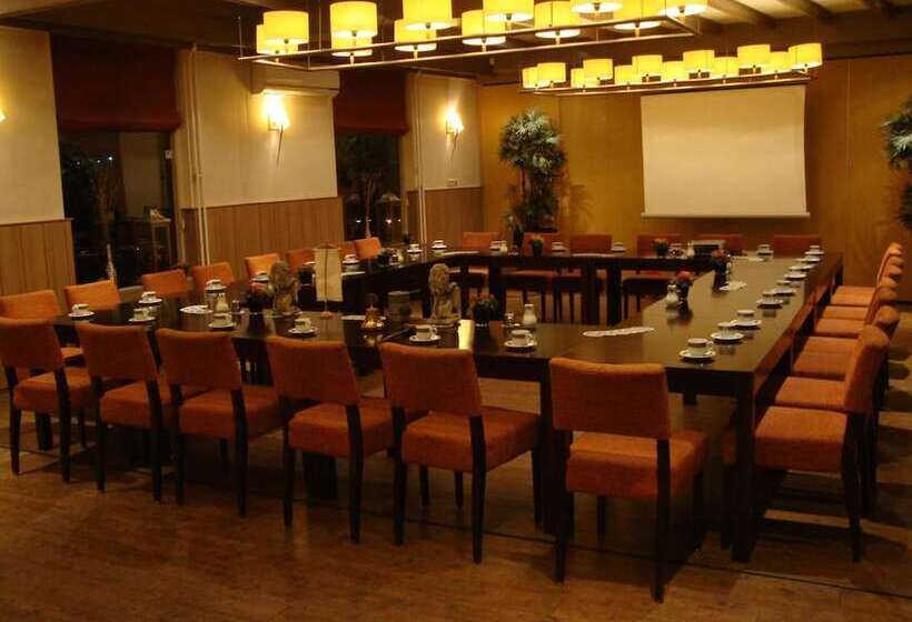 בית מלון כפרי Het Wapen Van Harmelen