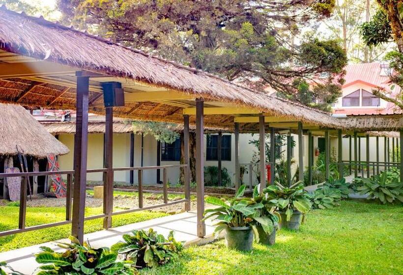 Highlander Hotel & Apartments