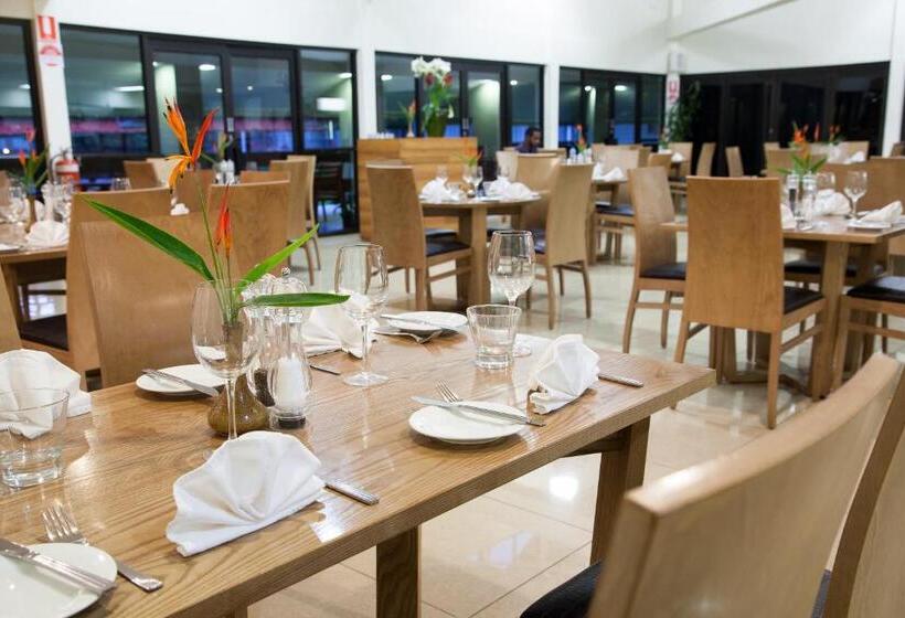 Highlander Hotel & Apartments