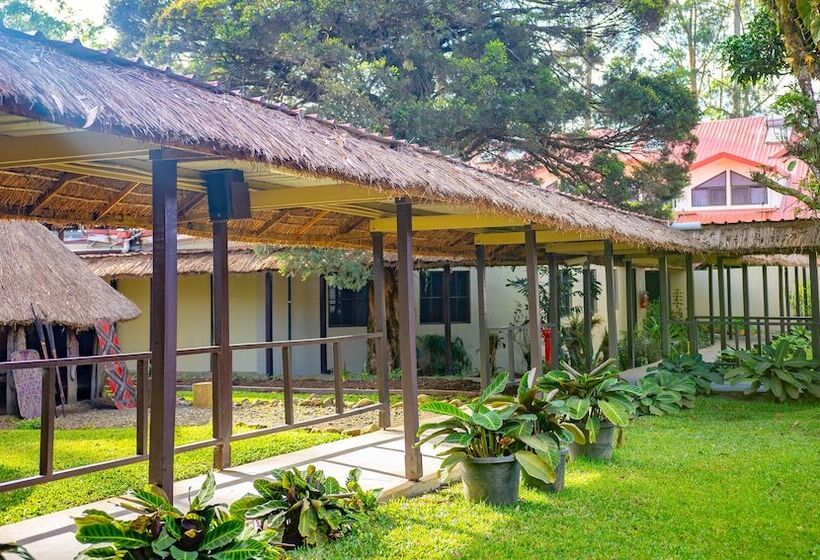 Highlander Hotel & Apartments