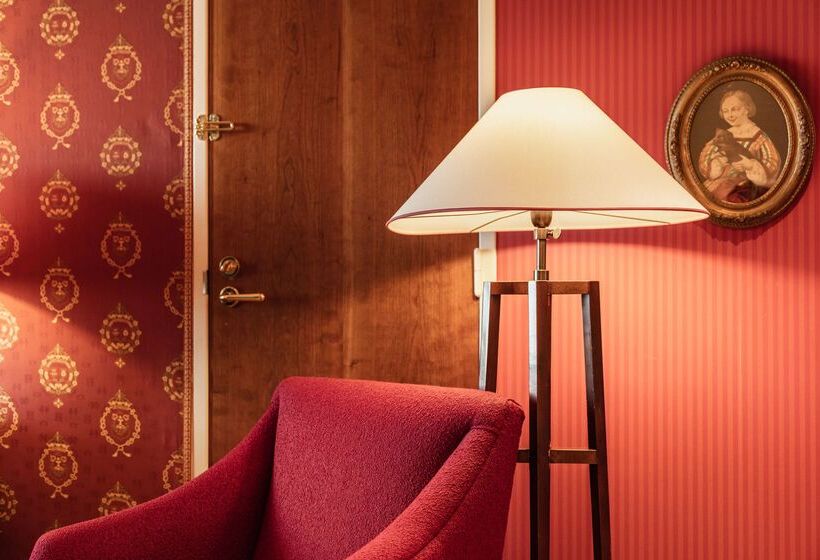 Отель Hilton Amsterdam