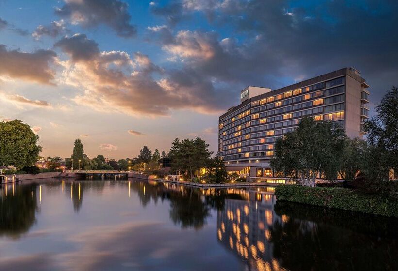 Отель Hilton Amsterdam