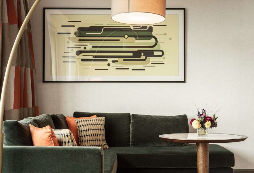 Отель Hilton Amsterdam