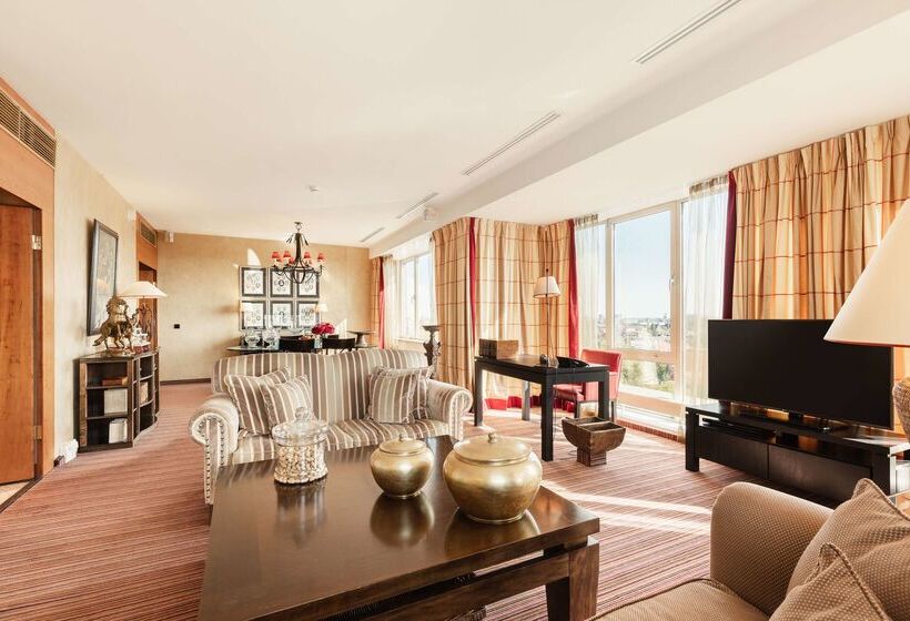 Отель Hilton Amsterdam