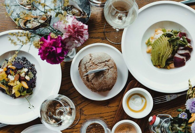 호텔 Hilton Amsterdam Airport Schiphol