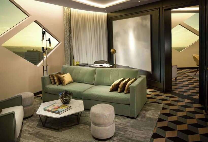 호텔 Hilton Amsterdam Airport Schiphol