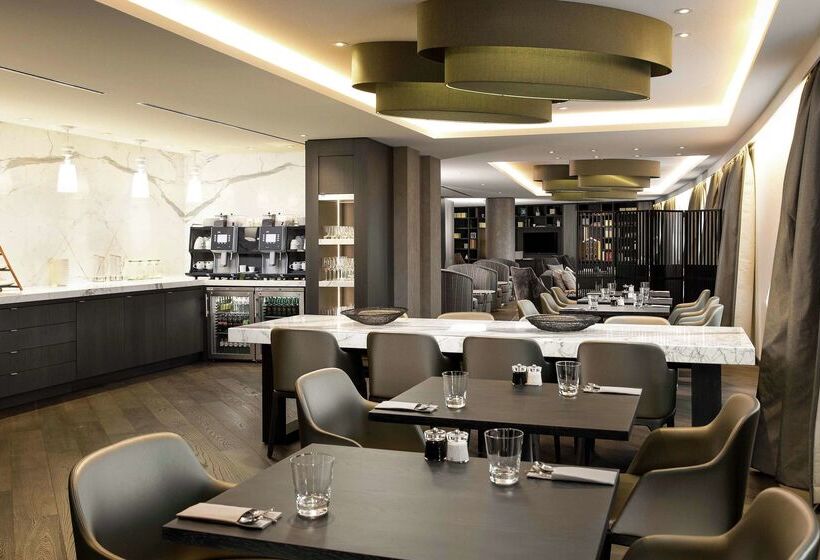 호텔 Hilton Amsterdam Airport Schiphol