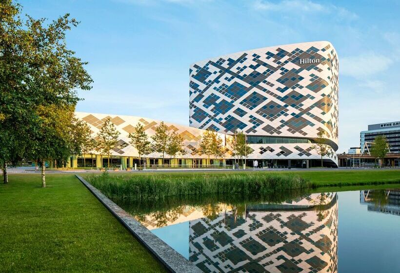 호텔 Hilton Amsterdam Airport Schiphol