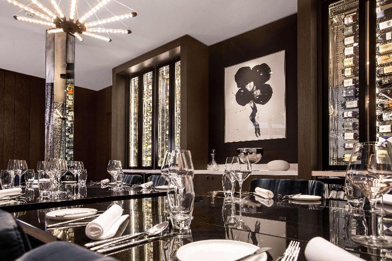 호텔 Hilton Amsterdam Airport Schiphol