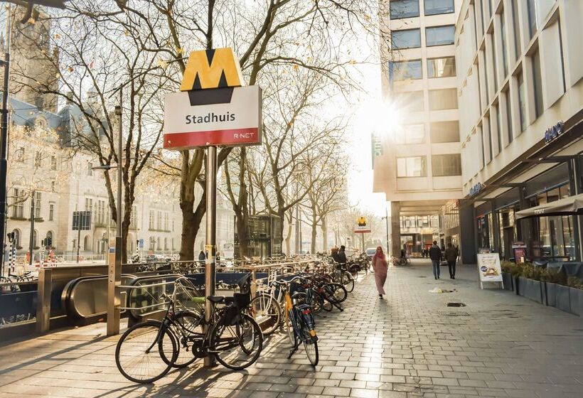 Отель Hilton Rotterdam