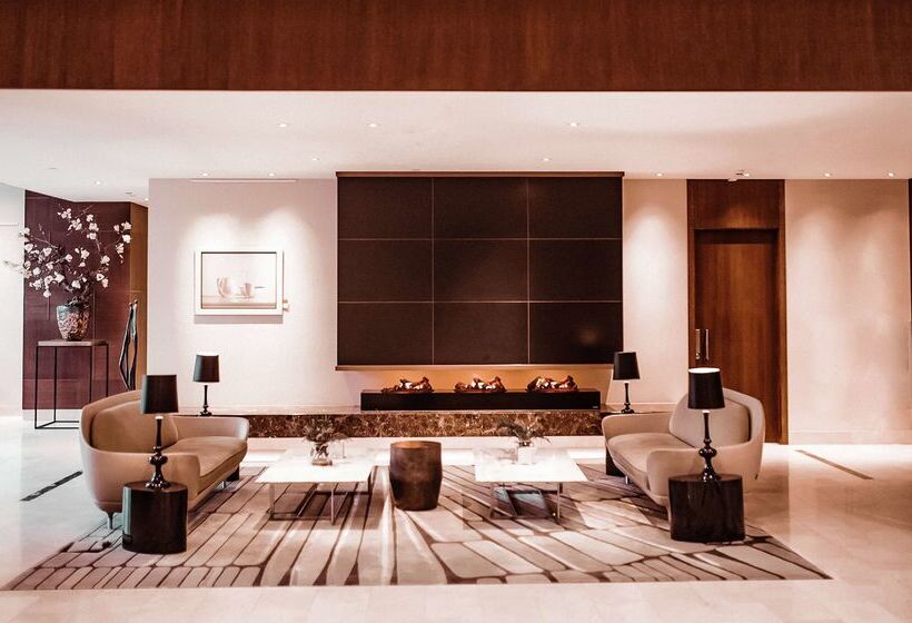 Отель Hilton Rotterdam