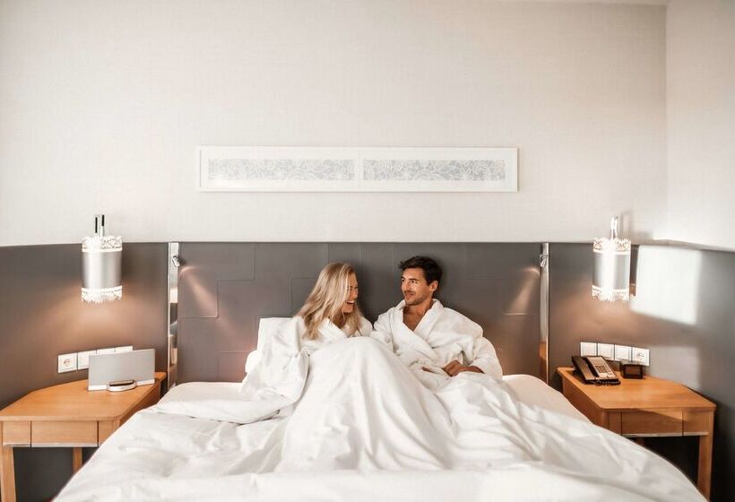 Отель Hilton Rotterdam