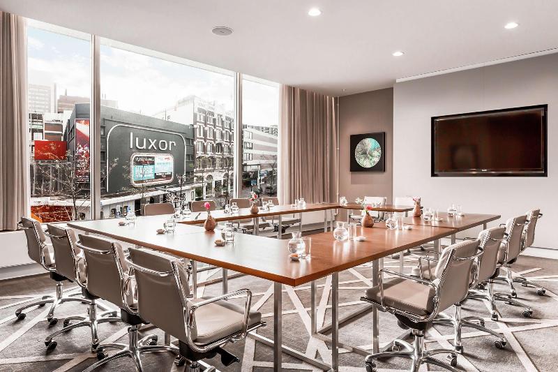 Отель Hilton Rotterdam