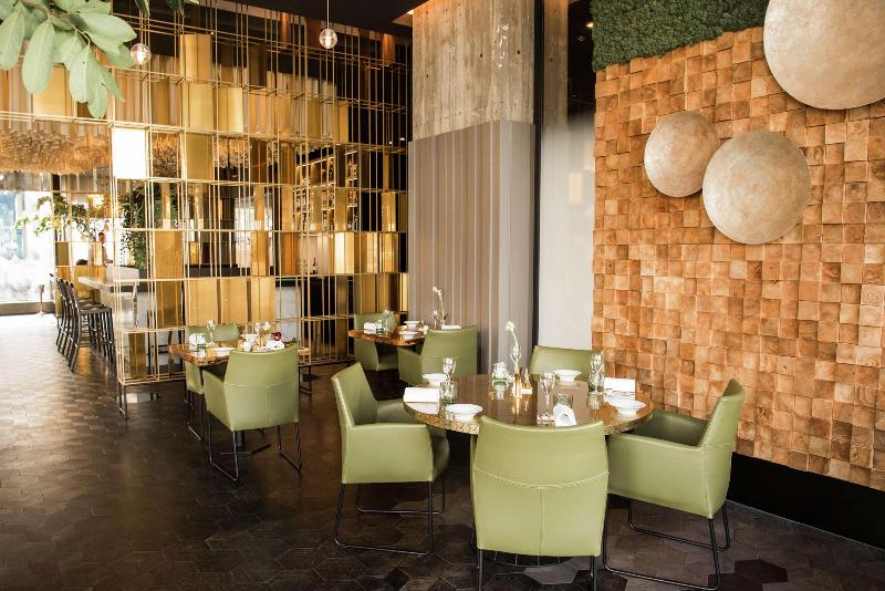 Отель Hilton Rotterdam