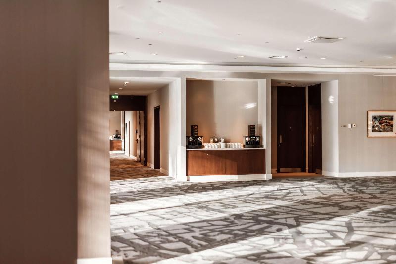 Отель Hilton Rotterdam