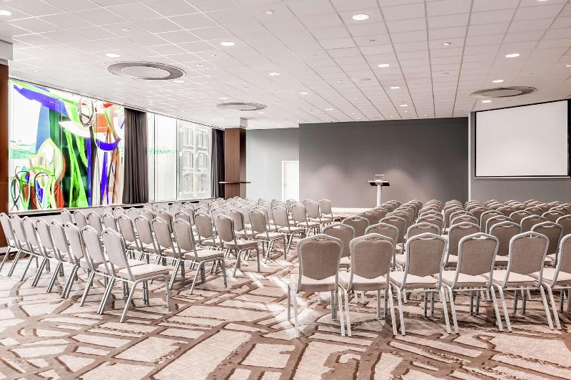 Отель Hilton Rotterdam