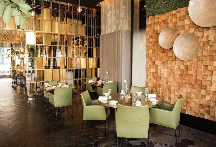 Отель Hilton Rotterdam