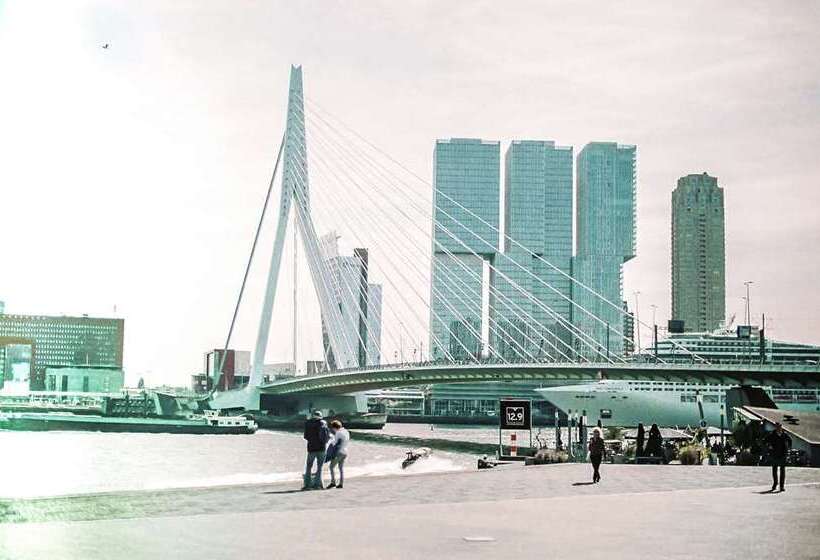 Отель Hilton Rotterdam