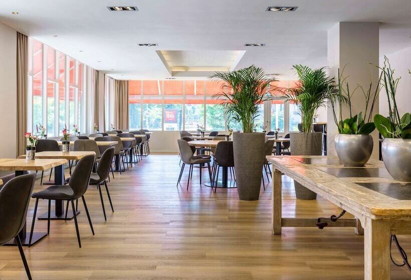 فندق Ibis Utrecht