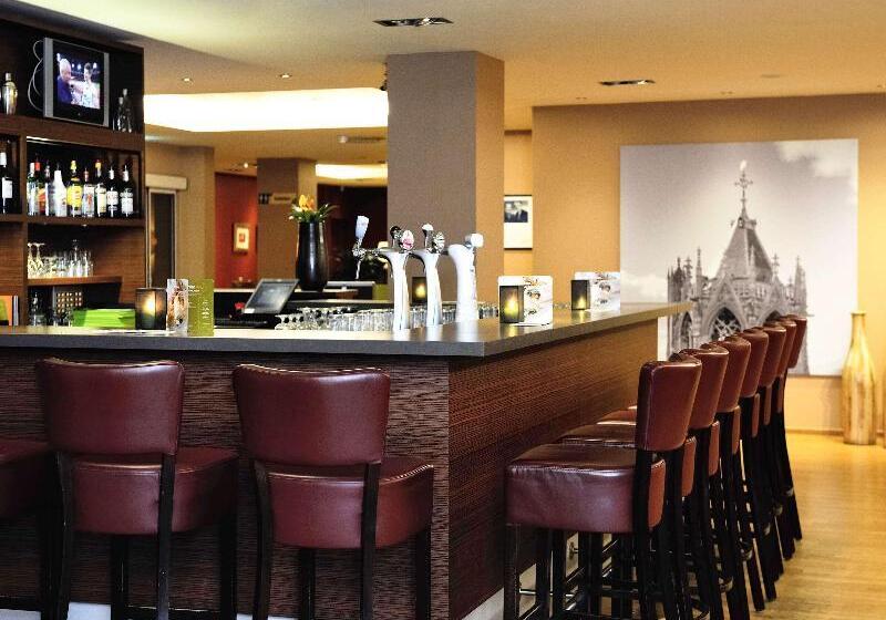 هتل Ibis Utrecht