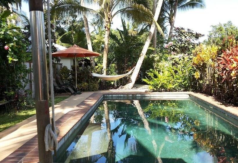 هتل Lagoon Gardens