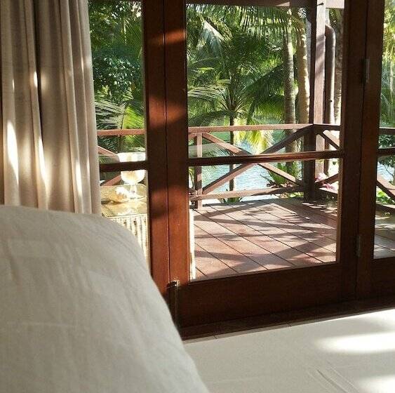 هتل Lagoon Gardens