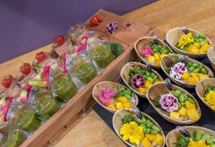 Leonardo Hotel Breda City Center