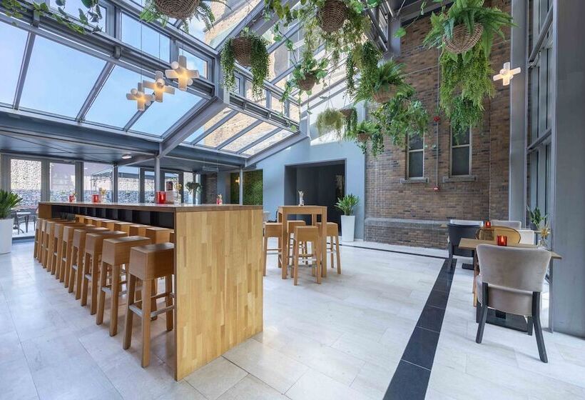 Leonardo Hotel Breda City Center