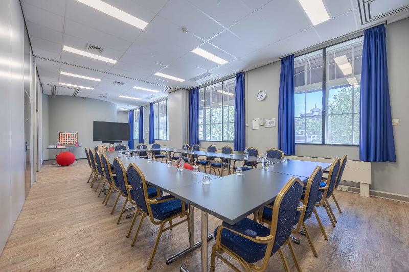 Leonardo Hotel Breda City Center