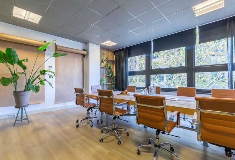 Leonardo Hotel Utrecht City Center