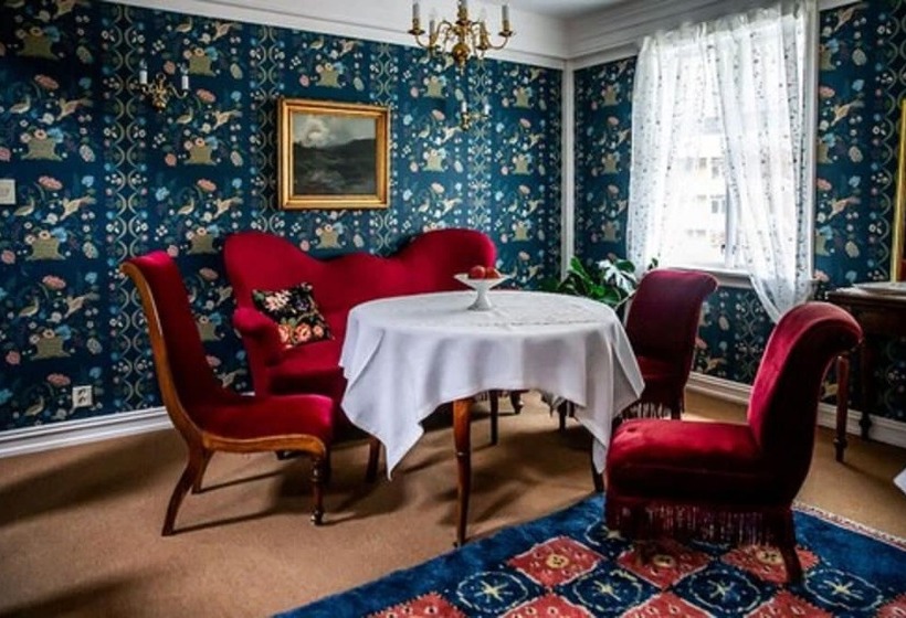 Отель Lindstrøm