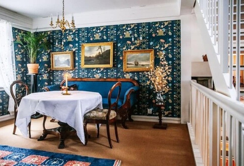 Отель Lindstrøm