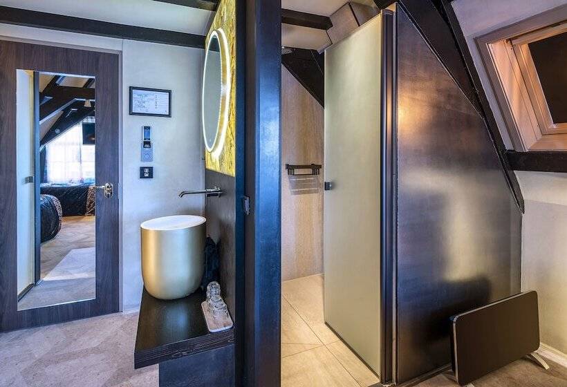 هتل Mister Highland