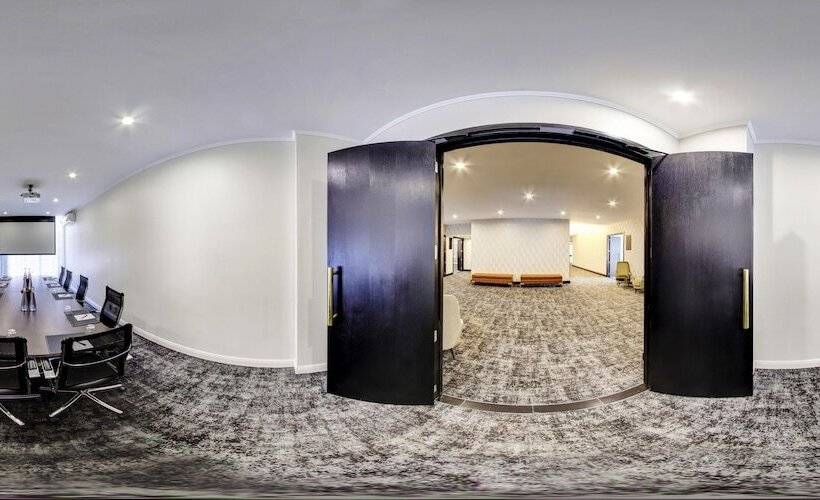 Mövenpick Hotel Auckland