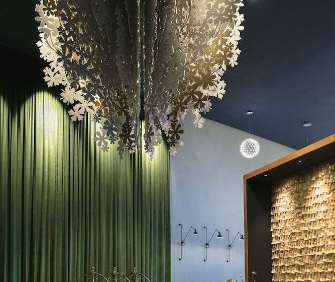 فندق Naumi  Auckland Airport